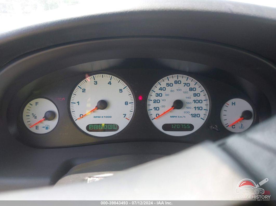 2B3HD46R84H672492 2004 DODGE INTREPID photo no. 7