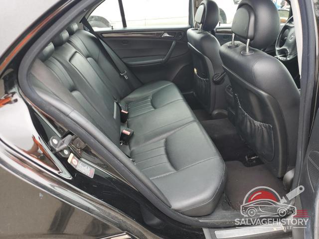 WDBRF81J65F565576 2005 MERCEDES-BENZ C-CLASS photo no. 10