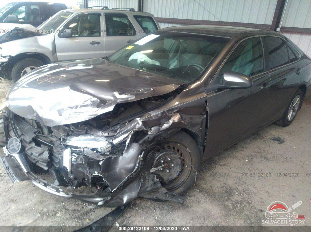 4T1BF1FK7HU397275 2017 TOYOTA CAMRY photo no. 2