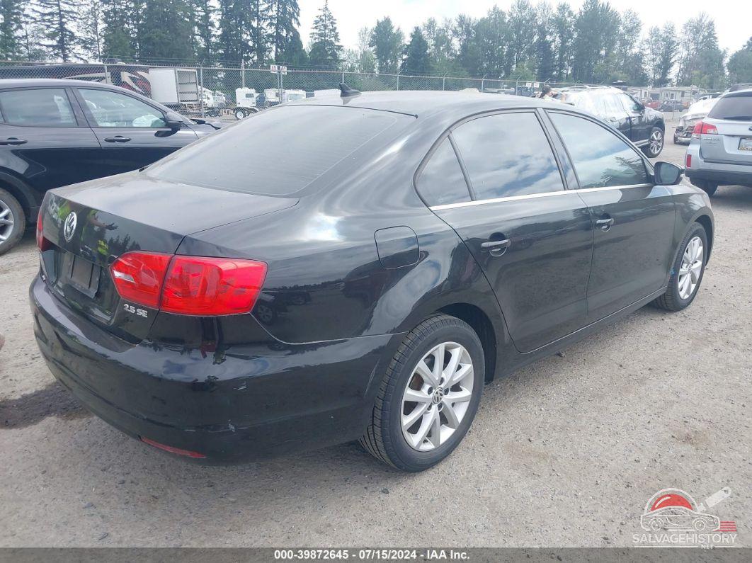 3VWDP7AJ3DM351823 2013 VOLKSWAGEN JETTA photo no. 4
