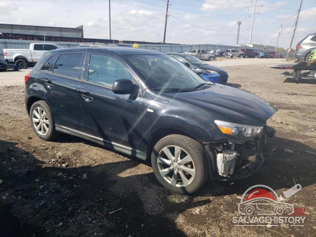4A4AP3AU1FE062613 2015 MITSUBISHI OUTLANDER photo no. 4