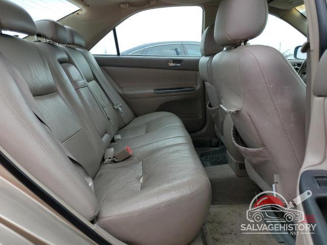 4T1BE32KX5U949335 2005 TOYOTA CAMRY photo no. 10