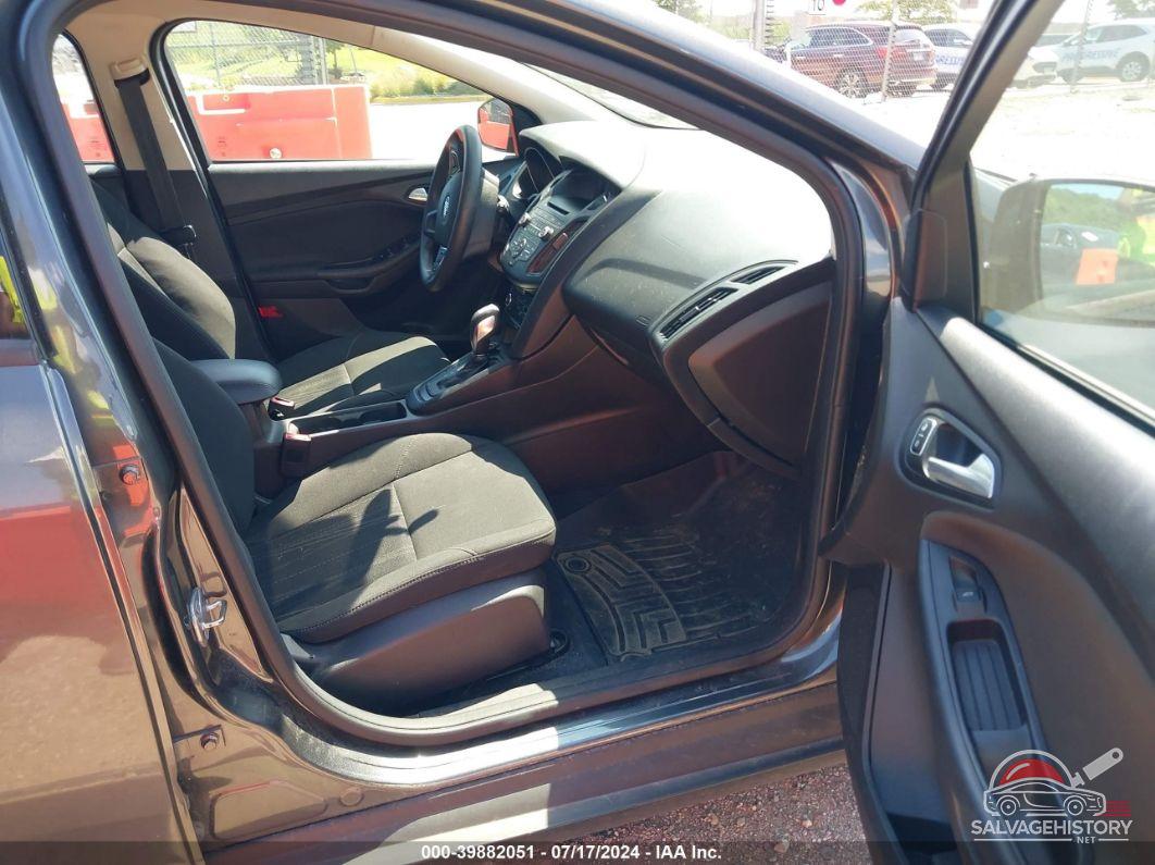 1FADP3K20GL379836 2016 FORD FOCUS photo no. 5