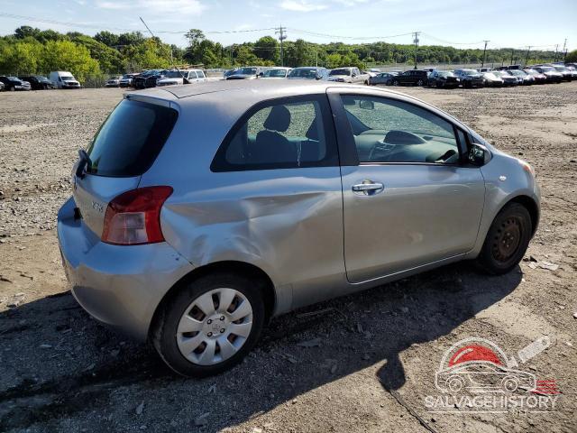 JTDJT903285169493 2008 TOYOTA YARIS photo no. 3