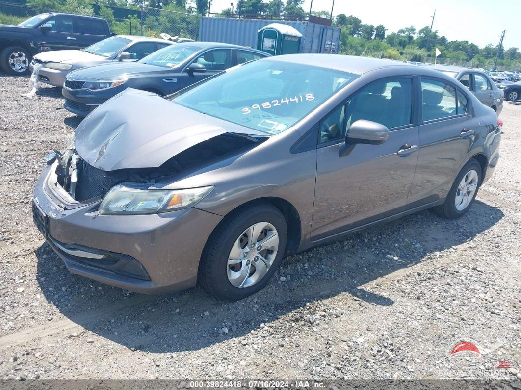 19XFB2F53FE096824 2015 HONDA CIVIC photo no. 2