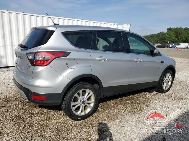 1FMCU0GD9HUB05825 2017 FORD ESCAPE photo no. 3