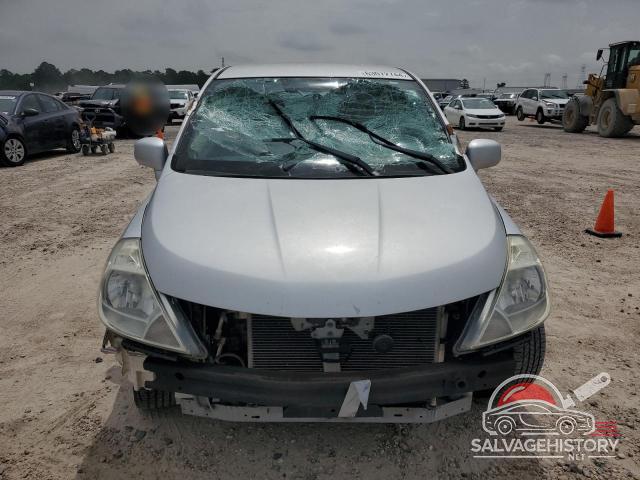 3N1BC1CP8BL388876 2011 NISSAN VERSA photo no. 5