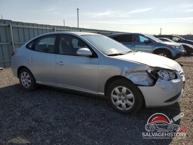 KMHDU4BD1AU023158 2010 HYUNDAI ELANTRA photo no. 4