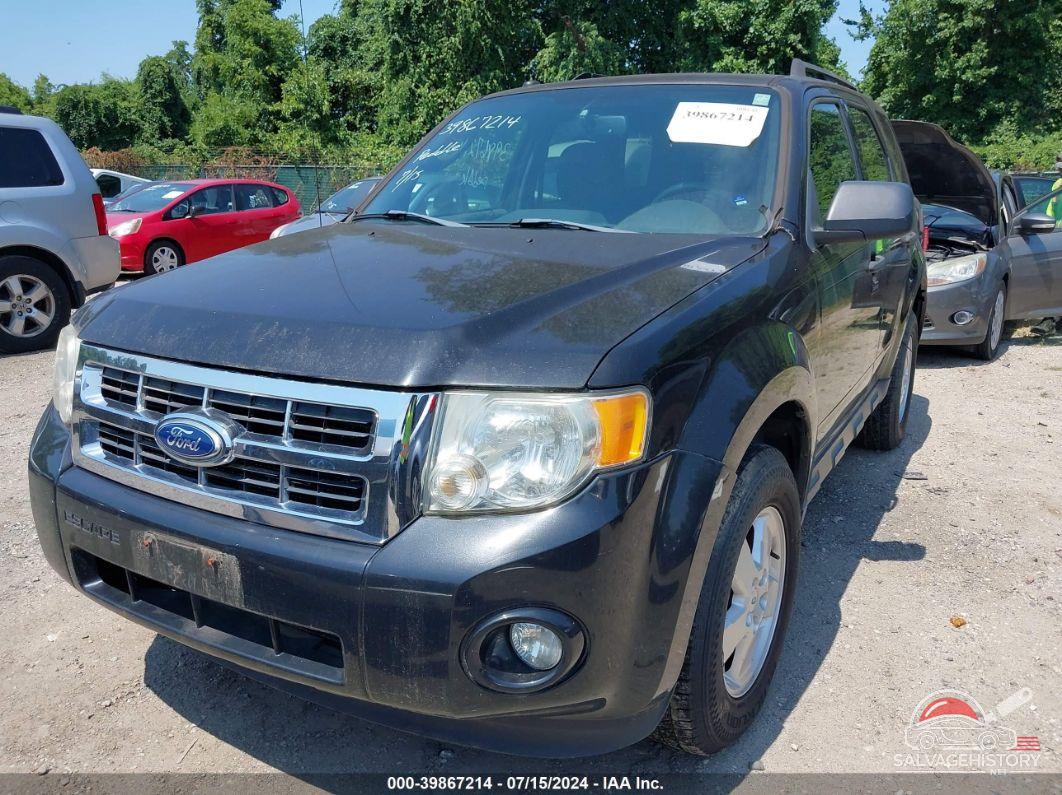 1FMCU9DGXBKA99054 2011 FORD ESCAPE photo no. 2