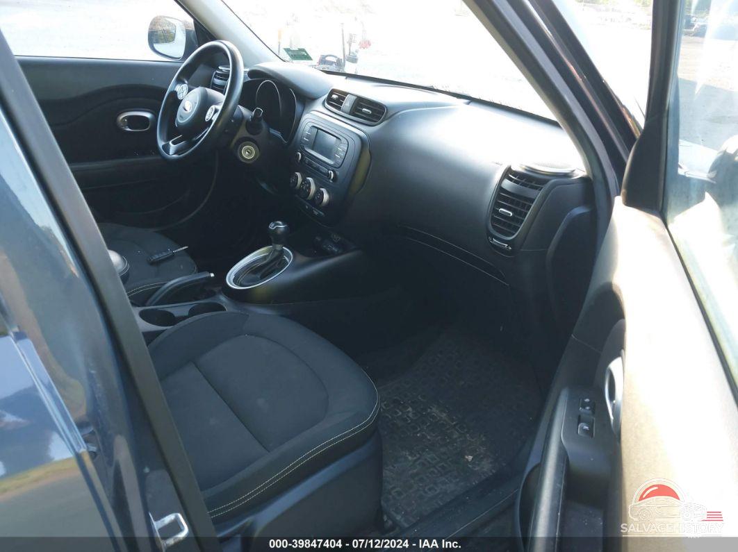 KNDJP3A57F7190438 2015 KIA SOUL photo no. 5