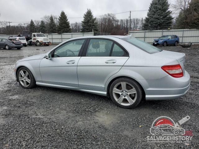 WDDGF8BB2AR126762 2010 MERCEDES-BENZ C-CLASS photo no. 2