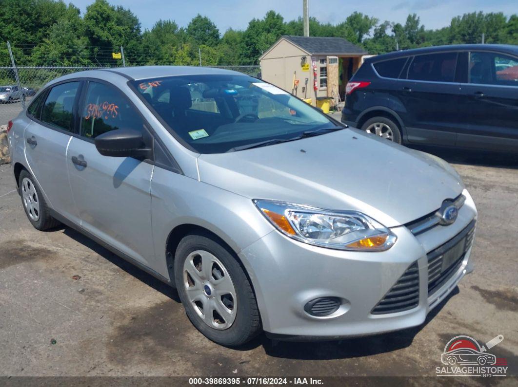1FADP3E28DL348261 2013 FORD FOCUS photo no. 4