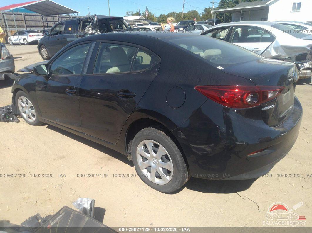 3MZBN1U79JM161739 2018 MAZDA MAZDA3 4-DOOR photo no. 3