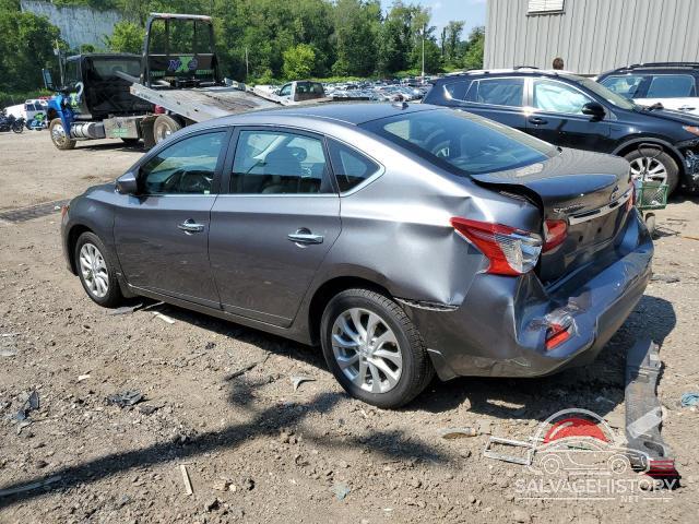 3N1AB7AP0JY228366 2018 NISSAN SENTRA photo no. 2