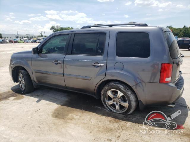 5FNYF3H59FB018171 2015 HONDA PILOT photo no. 2