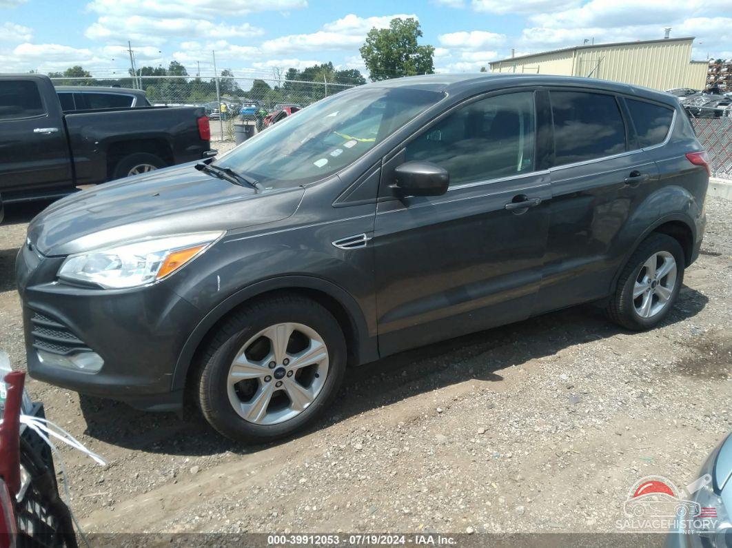 1FMCU0G77FUB27913 2015 FORD ESCAPE photo no. 2