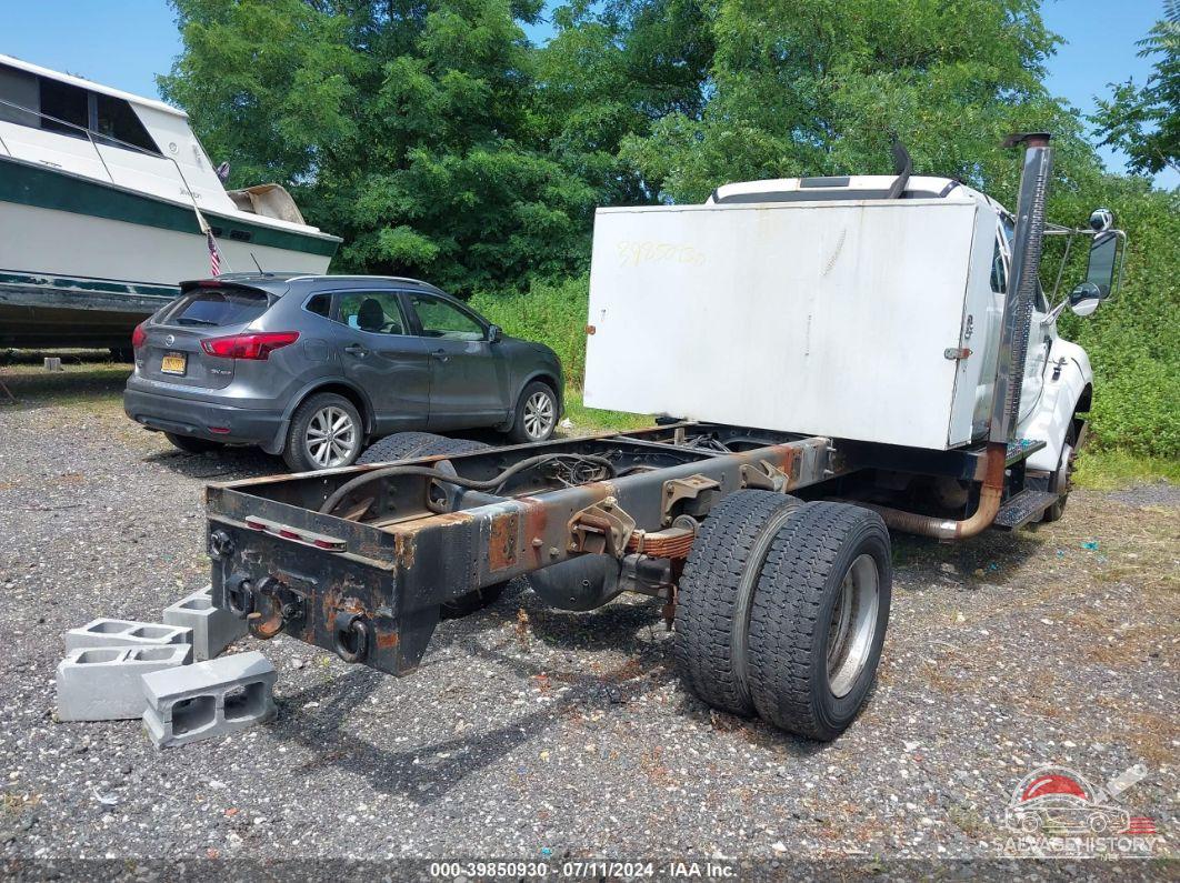 3FRNX65N28V640645 2008 FORD F-650 photo no. 4