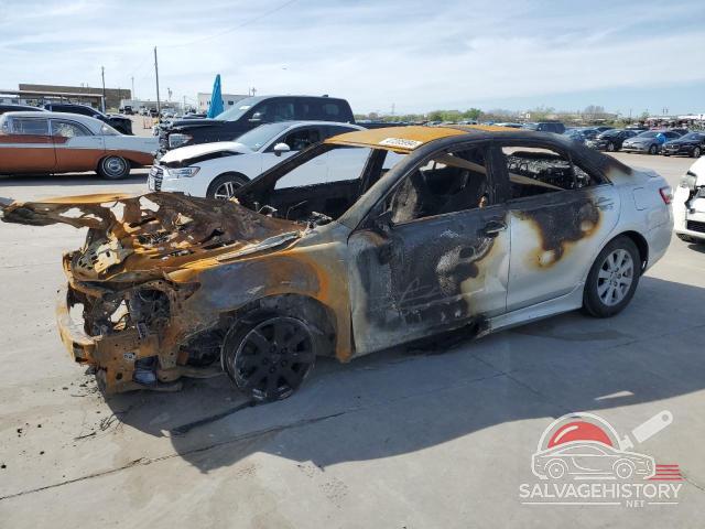 4T4BE46KX8R021891 2008 TOYOTA CAMRY photo no. 2