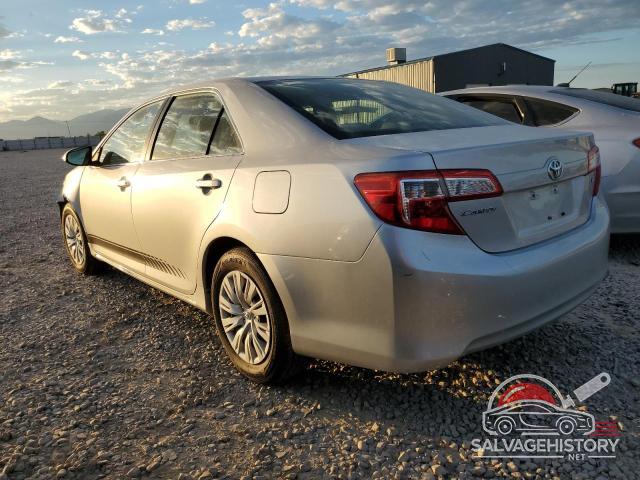 4T4BF1FK8CR253443 2012 TOYOTA CAMRY photo no. 2