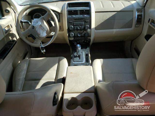 1FMCU0EG5BKC05758 2011 FORD ESCAPE photo no. 8