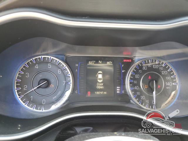1C3CCCAB8FN527046 2015 CHRYSLER 200 photo no. 9