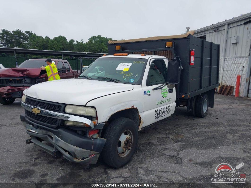 1GBJK34U62F131533 2002 CHEVROLET SILVERADO 3500 CHASSIS photo no. 2