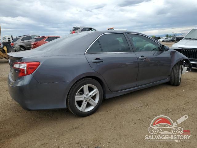 4T1BF1FK1EU871684 2014 TOYOTA CAMRY photo no. 3