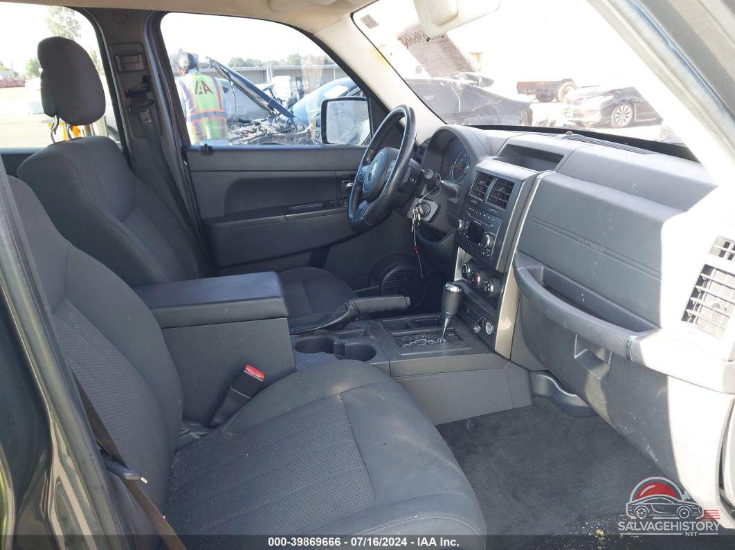 1J4PP2GK4BW524324 2011 JEEP LIBERTY photo no. 5