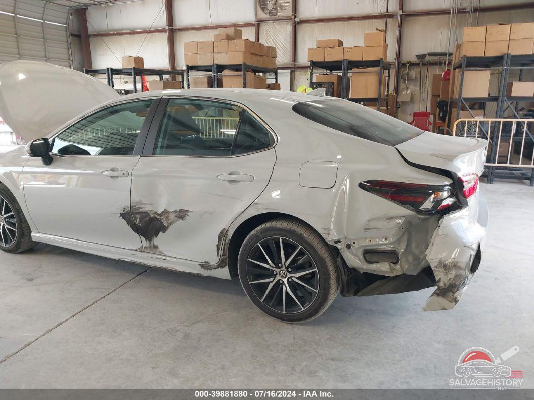 4T1G11AK5NU063298 2022 TOYOTA CAMRY photo no. 6