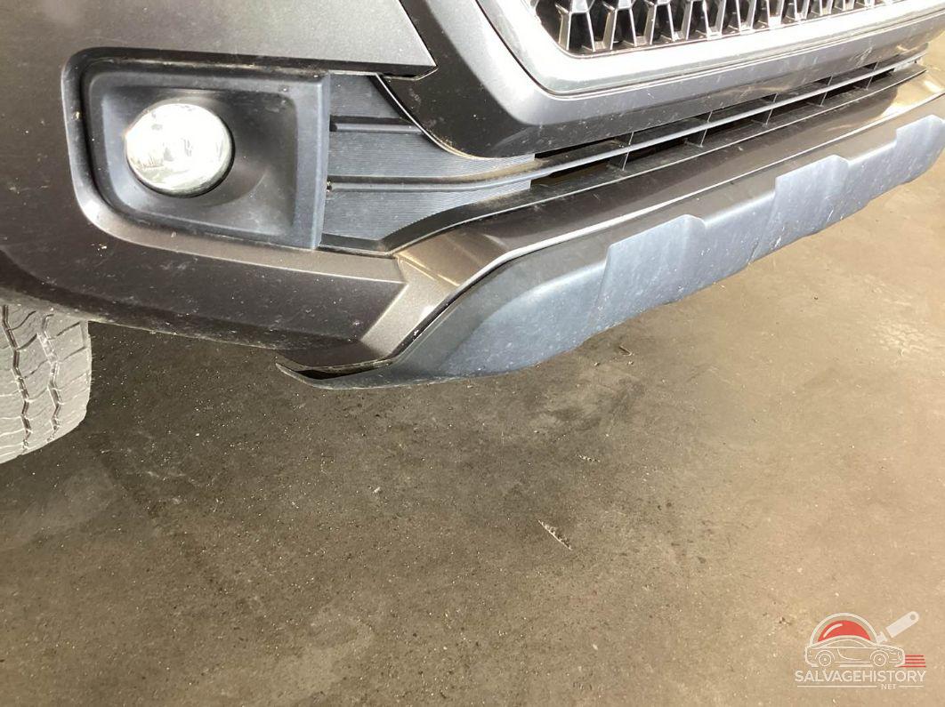 5TFSZ5AN8JX162263 2018 TOYOTA TACOMA photo no. 8