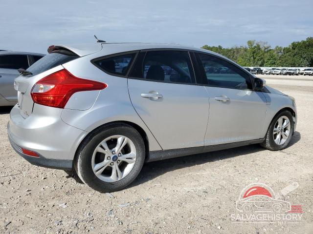 1FADP3K2XEL378710 2014 FORD FOCUS photo no. 3