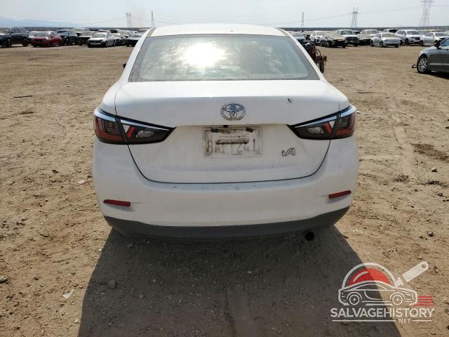 3MYDLBYV1HY192374 2017 TOYOTA YARIS photo no. 6