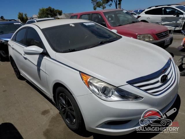 5NPEB4AC1DH675543 2013 HYUNDAI SONATA photo no. 4