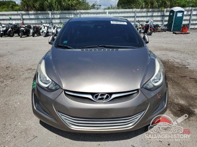 5NPDH4AE4GH776088 2016 HYUNDAI ELANTRA photo no. 5