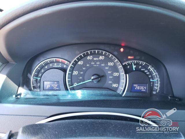 4T1BK1FK8CU004775 2012 TOYOTA CAMRY photo no. 9