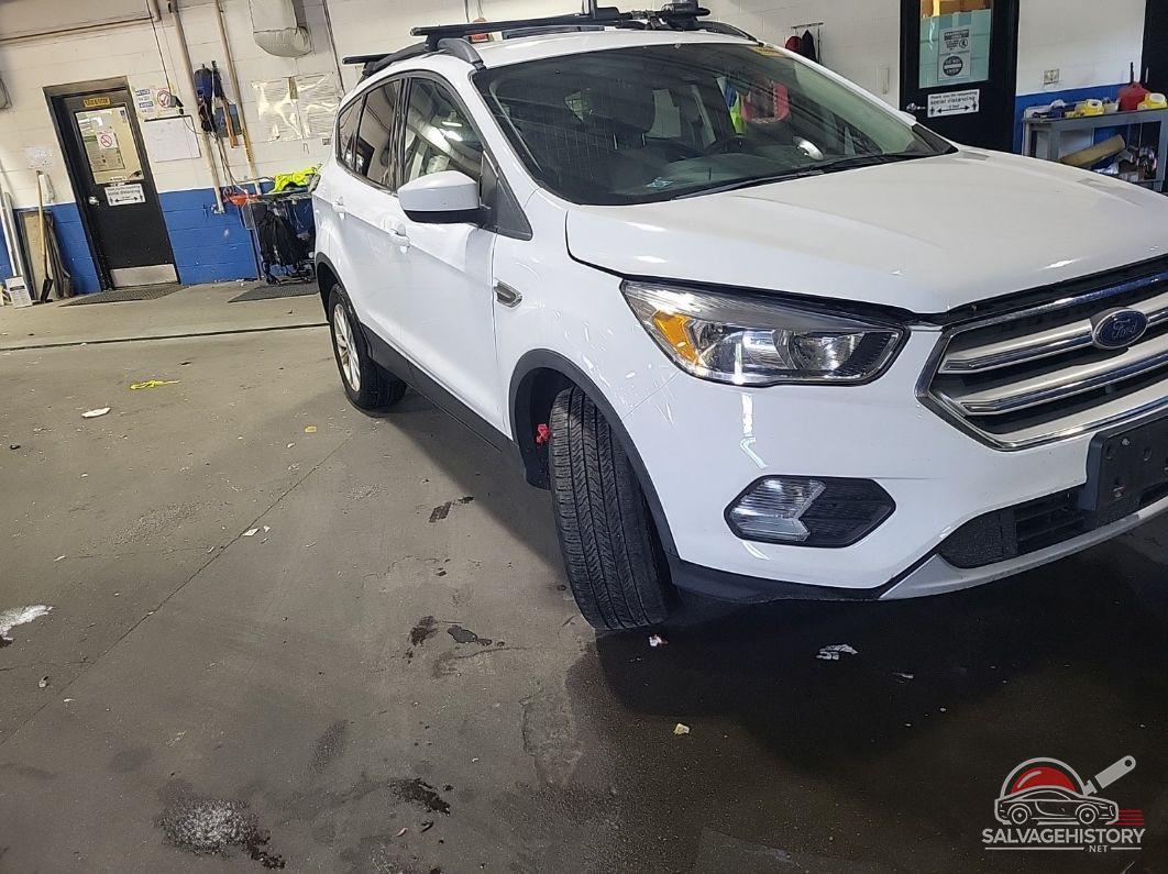 1FMCU9GD7JUD60922 2018 FORD ESCAPE photo no. 3