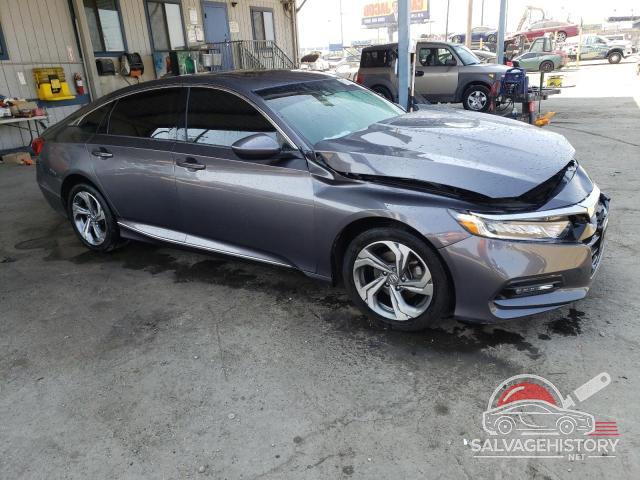 1HGCV1F4XJA075333 2018 HONDA ACCORD photo no. 4