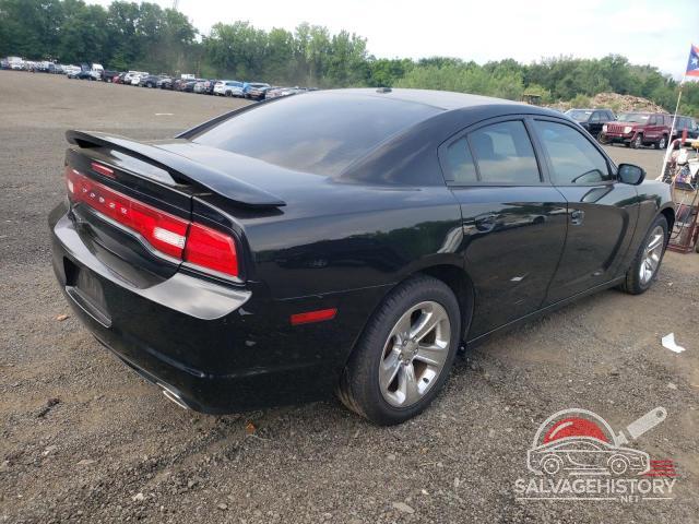 2C3CDXHG3DH611755 2013 DODGE CHARGER photo no. 3