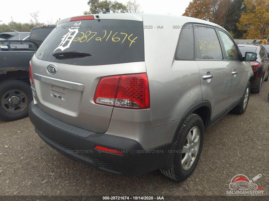 5XYKT3A17DG361010 2013 KIA SORENTO photo no. 4