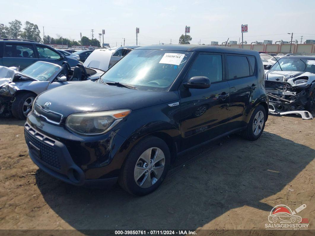 KNDJN2A25G7245136 2016 KIA SOUL photo no. 2