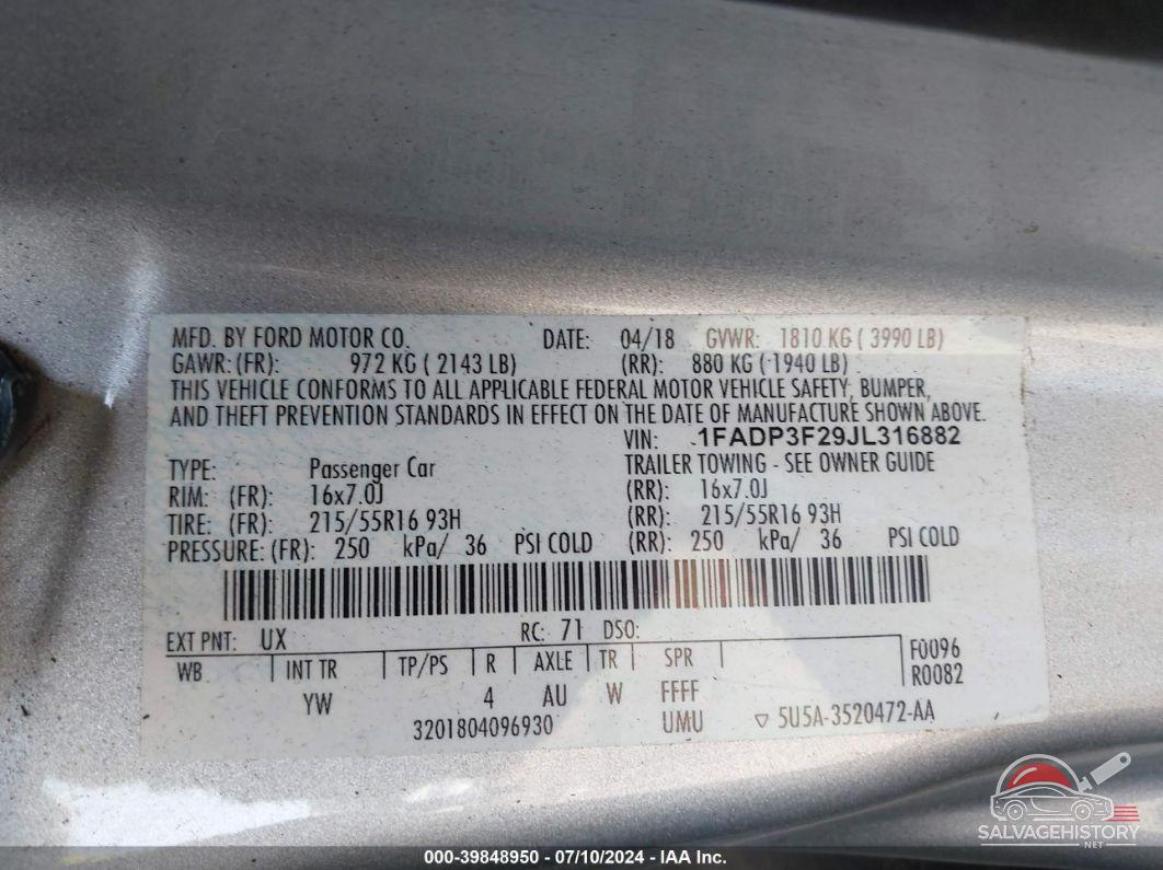 1FADP3F29JL316882 2018 FORD FOCUS photo no. 9