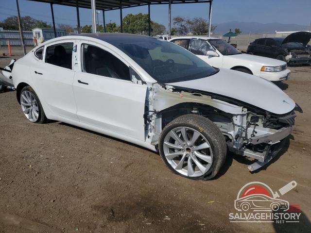 5YJ3E1EA0JF051040 2018 TESLA MODEL 3 photo no. 4