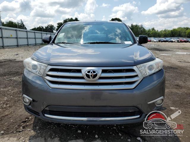 5TDDK3EH2DS275934 2013 TOYOTA HIGHLANDER photo no. 5