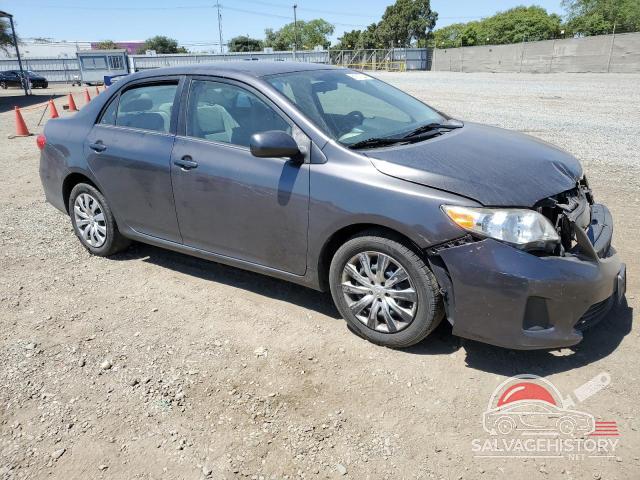 5YFBU4EE6DP154328 2013 TOYOTA COROLLA photo no. 4