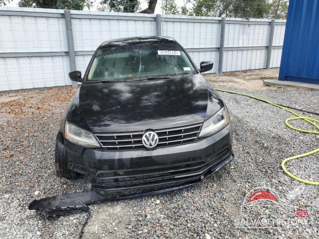 3VW2B7AJ7JM235669 2018 VOLKSWAGEN JETTA photo no. 5