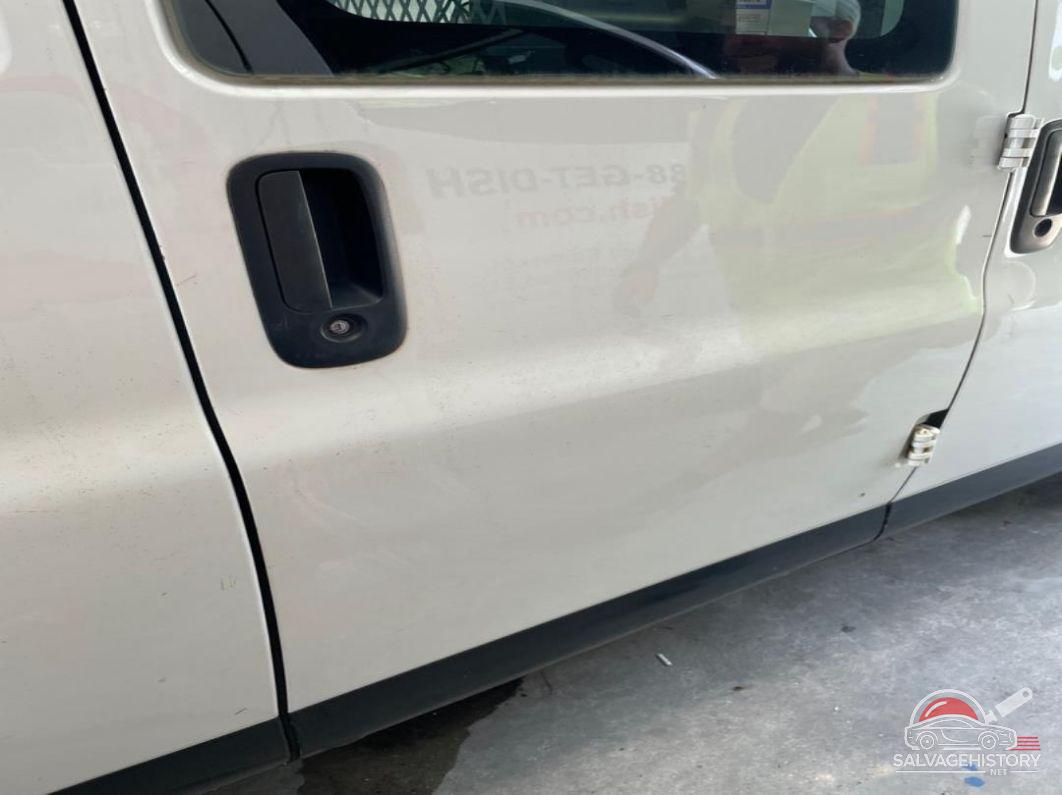 1GCWGAFP1J1336719 2018 CHEVROLET EXPRESS 2500 photo no. 9