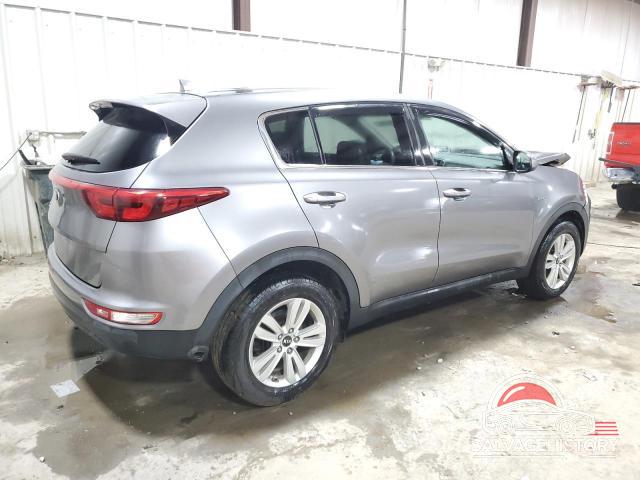 KNDPMCAC0H7112328 2017 KIA SPORTAGE photo no. 3