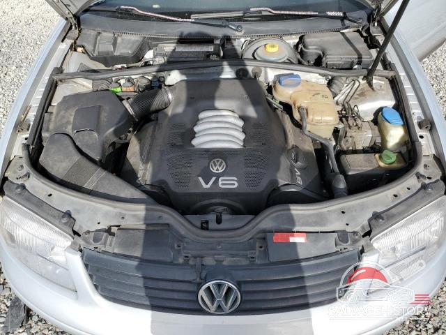 WVWMD63B2XE435282 1999 VOLKSWAGEN PASSAT photo no. 11