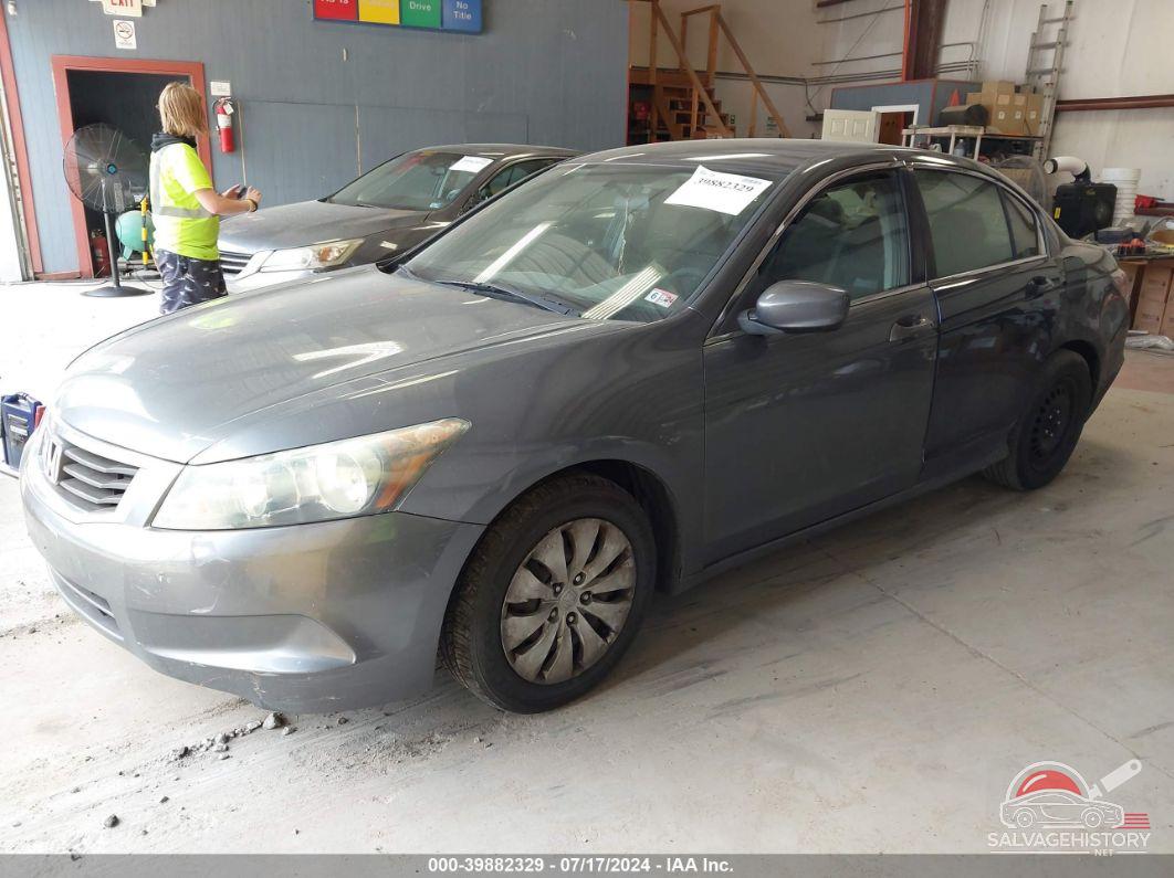 1HGCP2F32AA017367 2010 HONDA ACCORD photo no. 2
