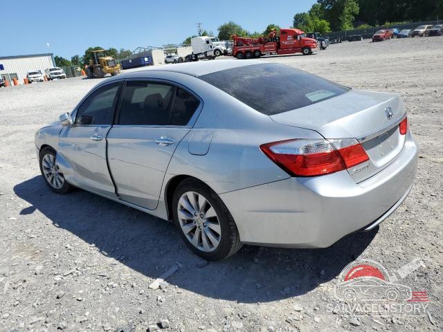1HGCR2F72DA037409 2013 HONDA ACCORD photo no. 2
